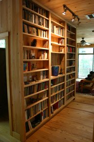 suwannee river home design, built-in book shelves, wood interior